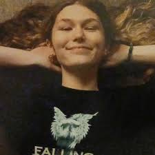 Jennifer Capes's Instagram, Twitter & Facebook