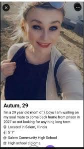 Amanda Bence's Instagram, Twitter & Facebook