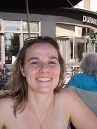 Estelle LANGLOIS, 51 ans (SAINT CYR SUR LOIRE, PUTEAUX, COURBEVOIE)