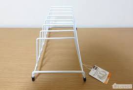 100均のお皿立て ディッシュスタンド商品一覧 ダイソーとセリアで100円 お皿 収納 キッチン収納術 皿