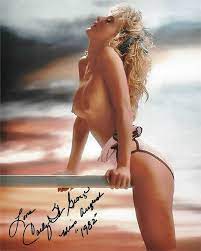 AdultStuffOnly.com - CATHY ST. GEORGE 08/1982 PLAYBOY PLAYMATE SEXY SIGNED  8 x 10 NUDE PHOTO (B)