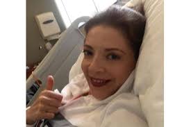 Le Detectan Cáncer En El Abdomen A Edith González