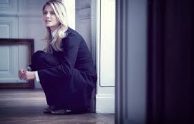 A street style with mélanie huynh. Wallpaper Photo Wallpaper Actress Melanie Laurent Images For Desktop Section Devushki Download
