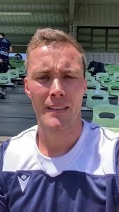 Pass the phone with the boys 😂