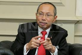 Tan sri abdul wahid has been acknowledged as one of the most versatile corporate leaders in malaysia having led four major organisations in the development of infrastructure, telecommunications, financial services and investment management. Instill Investor Confidence To Sustain Growth Says Wahid Omar