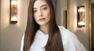 #نسليهان_أتاغول #ابنة_السفير احس يعني لو وقفوا المسلسل فتره ورجعوا عشان تعب نسليهان افضل من انها تطلع وينقلب السيناريو كامل ! Ù†Ø³Ù„ÙŠÙ‡Ø§Ù† Ø£ØªØ§ØºÙˆÙ„ ØªÙÙ‚Ø¯ Ø§Ù„ÙƒØ«ÙŠØ± Ù…Ù† ÙˆØ²Ù†Ù‡Ø§ Ø¨Ø³Ø¨Ø¨ Ù…Ø±Ø¶Ù‡Ø§ Ù…Ø§Ø°Ø§ Ø¹Ù† Ø§Ø¨Ù†Ø© Ø§Ù„Ø³ÙÙŠØ± ØªØ±ÙƒÙŠØ§ Ø§Ù„Ø¢Ù†