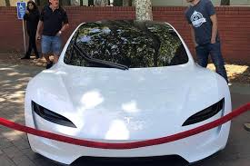 Tesla has claimed that it will be capable of 0 to 60 mph (0 to 97 km/h). Tesla Roadster To Be Offered With Crazy Spacex Performance Package Carbuzz