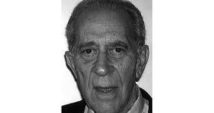 Denise Farina's Instagram, Twitter & Facebook