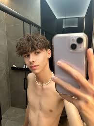 TWIN Creator Tag | Fleshbot