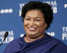 Police sued for using stun gun