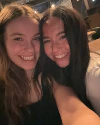 ᗷETᕼ ᑕOᗰᑭTOᑎ (@beth.compton) • Instagram photos and videos