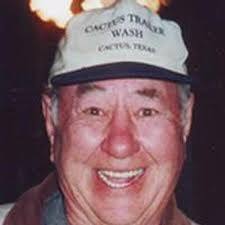 Shelly Downing's Instagram, Twitter & Facebook