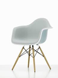 Eames Plastic Arm Chair Daw Chair Fully Upholstered Vitra Charles Ray Sedie Tavolo