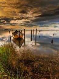 The Guardian Ria De Aveiro Photo By Paulo Silva Source Flickr Com Scenic Photos Boat Pictures To Paint