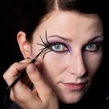 Halloween Gesichter 32 Neue Vorschlage Archzine Net Halloween Gesicht Schminkzeug Hexe Schminken Frau