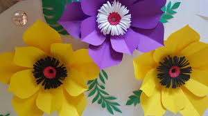 Paper flower backdrops on instagram: Diy Giant Paper Flowers With Templates Christmas Home Decor Aaichi Savali