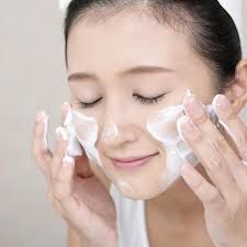 Buat Sendiri Sabun Cuci Wajah Dengan Bahan Alami Di Rumah Fashion Beauty Liputan6 Com