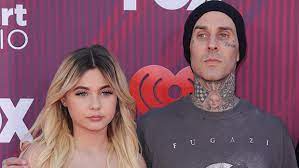 My dad let me give him a makeover 😩 covered up his face tattoos with @kvdbeauty's new good apple… Travis Barker S Daughter Alabama Covers His Face Tattoos With Makeup Hollywood Life News Dome
