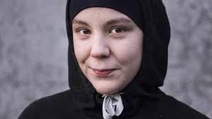 Svenska Marilyn, 17, blev fånge hos IS