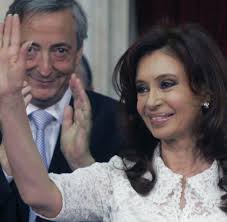 Encontrá toda la información sobre cristina fernández de kirchner. Argentinien Cristina Kirchner Auf Den Spuren Ihres Mannes Welt