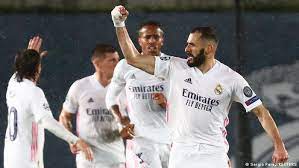 Newsnow aims to be the world's most accurate and comprehensive real madrid news aggregator, bringing you the latest merengues headlines from the best real sites and other key national and international sports sources. Karim Benzema Rettet Real Madrid Sport Dw 28 04 2021