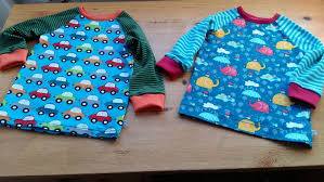 Freebook ophelia süßes kleid für kinder mädchen aus webware. Schnittmuster Raglanshirt Mit Knopfleiste Von Klimperklein Schnittmuster Klimperklein Schnittchen