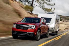 Ford's new compact pickup truck comes standard with a hybrid drivetrain, can tow up to 4000 lbs with an optional towing package, and goes up to 500 miles on a single tank of gas. 1koa2qjjzau4cm