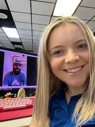 Summer Poole's Instagram, Twitter & Facebook