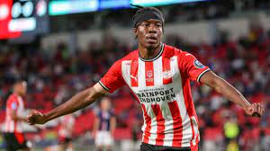 Madueke began his career in football by playing from the tottenham hotspur. Bvb News Das Sagt Madueke Zum Dortmunder Interesse