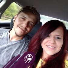 🍇🍸 Grape Jolly Rancher Moonshine 🍸🍇 Ingredients: 1 liter Everclear or  high-proof vodka 2 cups grape Jolly Rancher candies 1 cup grape juice 1/2  cup granulated sugar 1 cup water Directions: In