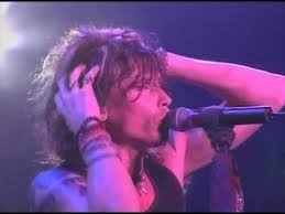 Steven Tyler I Don T Want To Miss A Thing Aerosmith I Don T Want To Miss A Thing Live In Japan Aerosmith Good Music Aerosmith Live