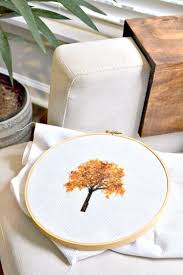 Buongiorno a tutte voi ricamine, lo so, sono stata un po assente ultimamente, anche nei commenti. Fall Tree Cross Stitch And How I Create My Own Patterns Free Download Ugly Duckling House