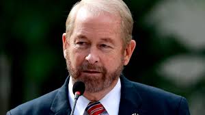 Exagente de la CIA sería el embajador de EU en México