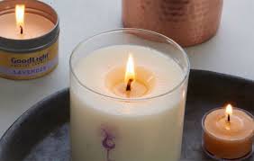13 Best Natural Candles You Ll Actually Be Proud To Gift This Year Rodale S Organic Life