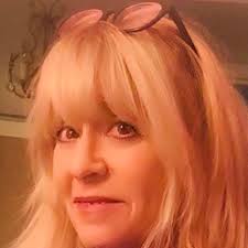 Kiddo, The Rabbi's Daughter: Too Many Esthers!: Dox, Wendie Goode, Levy,  Shelley: 9798877873872: Amazon.com: Books