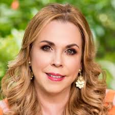 Elisa Suarez (@lizisuarez22) • Instagram photos and videos