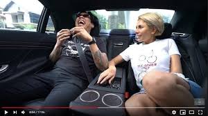 Tidak hanya mobil antik, gofar juga memiliki mobil alphard warna hitam. Pacari Wanita Dari Beragam Profesi Gofar Hilman Ternyata Pernah Diselingkuhi Nikita Mirzani Karena Cabe Itu Paling Gampang Semua Halaman Hype