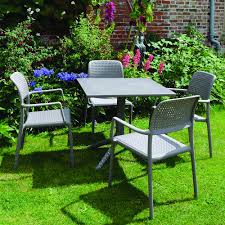 Many of our seat pads are easily washed, so you don't have to be afraid of messy dinners around the dining table. 20 Amazing Diy Garden Furniture Ideas Cheap Garden Furniture Plastic Garden Furniture Diy Garden Furniture