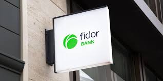 Es gibt banken die staaten kredite geben zu minimalen oder sogar zu minus zinsen, das wenigstens der staat eine motivation hat weiter für geld zu arbeiten und den es gibt die art von banken, die von privatpersonen zinsen nehmen oder die sicherheiten für geld was die sich geliehen haben. Fidor Bank Geld Einzahlen Diese 3 Moglichkeiten Gibt Es