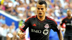 How to say giovinco in english? Sebastian Giovinco Wirbelt Mit Toronto Die Mls Durcheinander Barcelona Zeigt Interesse Eurosport