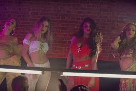 Reggaetón lento (bailemos) is a song by latin american boy band cnco. Cnco And Little Mix Release Reggaeton Lento Remix Video