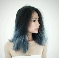 Bagaimana untuk membuat warna rambut yang berbeda? Vina Yu Vina Yu Mewarnai Rambut Sendiri Dirumah Dengan Hair Color Miranda Ombre Black And Blue