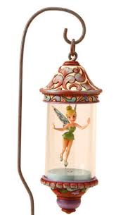 Disney figurine fée clochette dans la gamme qposket du fabricant banpresto. Figurine De Collection Disney Tradition Fee Clochette