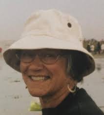 Sara Mathews's Instagram, Twitter & Facebook