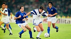 Ficha del encuentro de 1ra ronda grupo a del mundial de fútbol de 1990 jugado entre las selecciones de austria y italia con detalle de goles, jugadores titulares y suplentes, tarjetas y cambios. Italia 90 Football And Music Football And Music