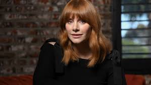 Bryce dallas howard posted graphic photos of her bruised arms to twitter. Jurassic World Bryce Dallas Howard Makes No Apology For Her Heels