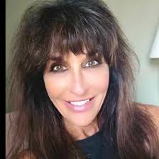 Find Realtors & Real Estate Agents in 52253