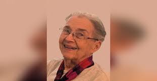 Nelda Elliott's Instagram, Twitter & Facebook