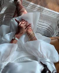 M On Instagram شكرا صالون ريان على اهتمامكم فيني سنه ونص وشكرا على معاملتكم الطيبه والراقيه Beautiful Henna Designs Henna Images Henna Art Designs