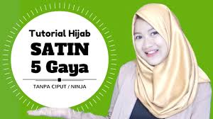 Tanpa menggunakan ciput ninja kamu dapat menerapkannya, yakni gunakan hijab segi empat yang telah dibentuk segitia. Tutorial Hijab Terbaru Satin 5 Gaya Tanpa Ciput Ninja Simpel Terbaru Nmy Hijab Tutorials Youtube